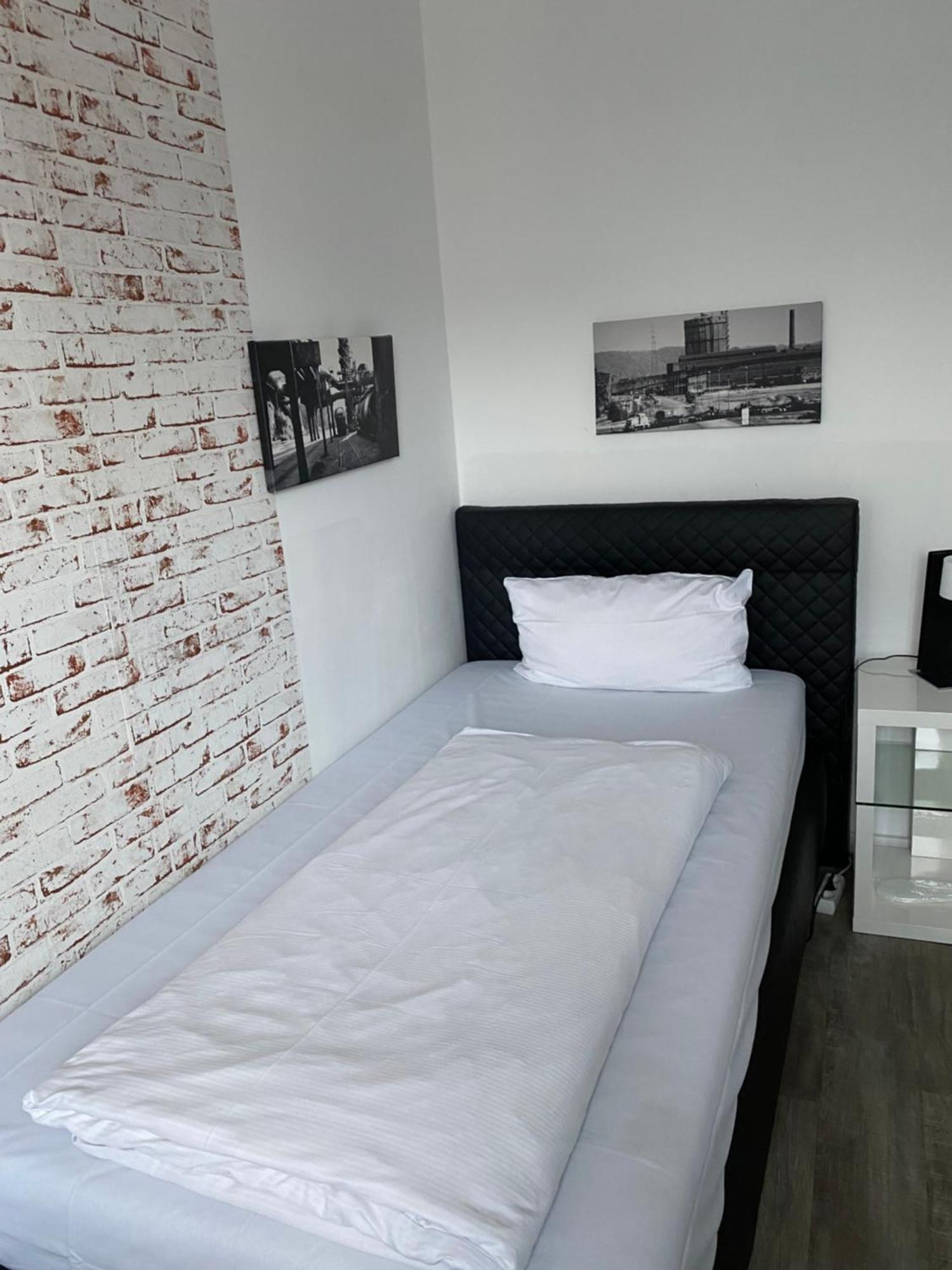 Hotel Stay Ессен Екстер'єр фото